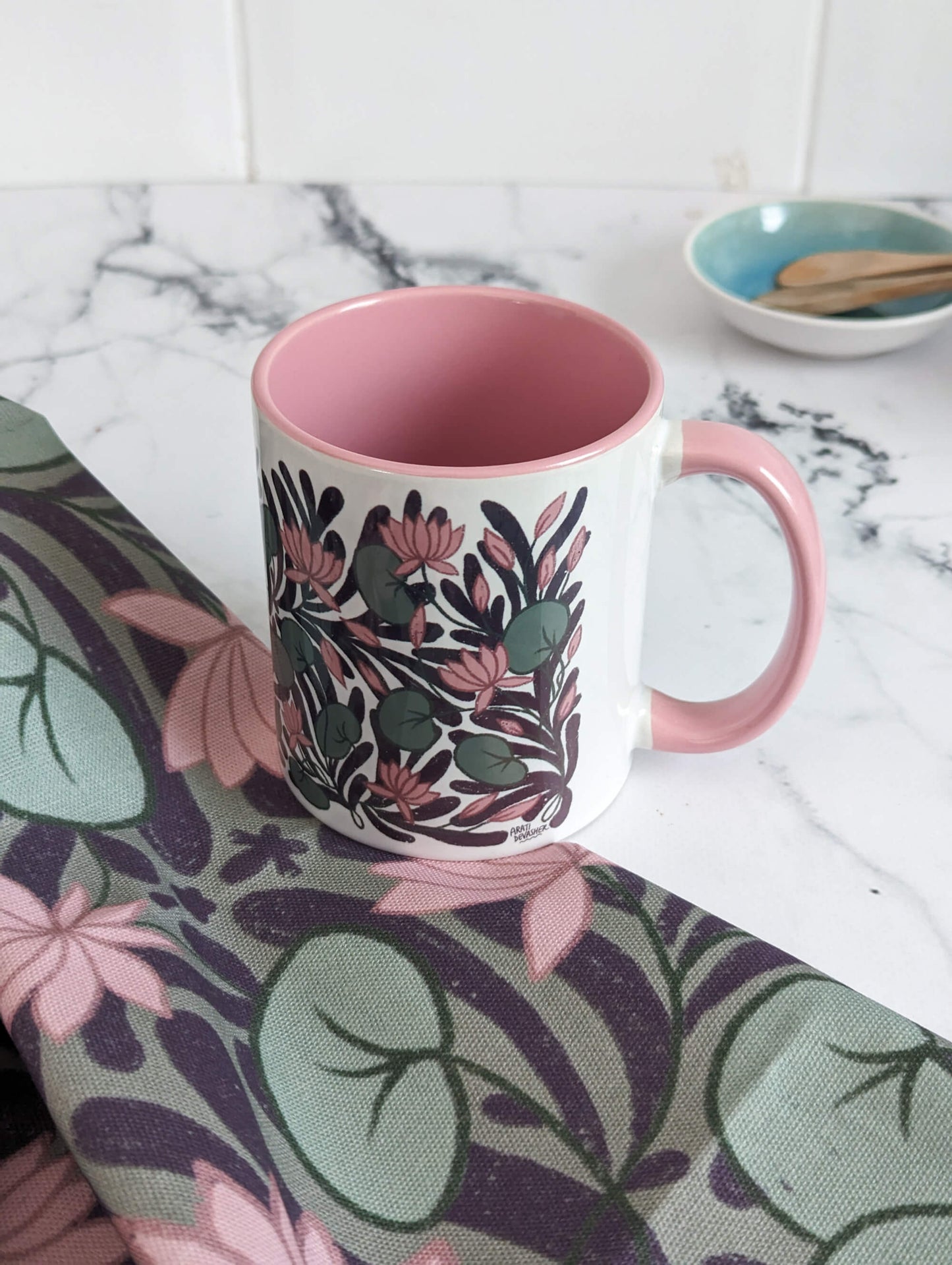 A Lotus Garden floral – gift set of mug & tea towel