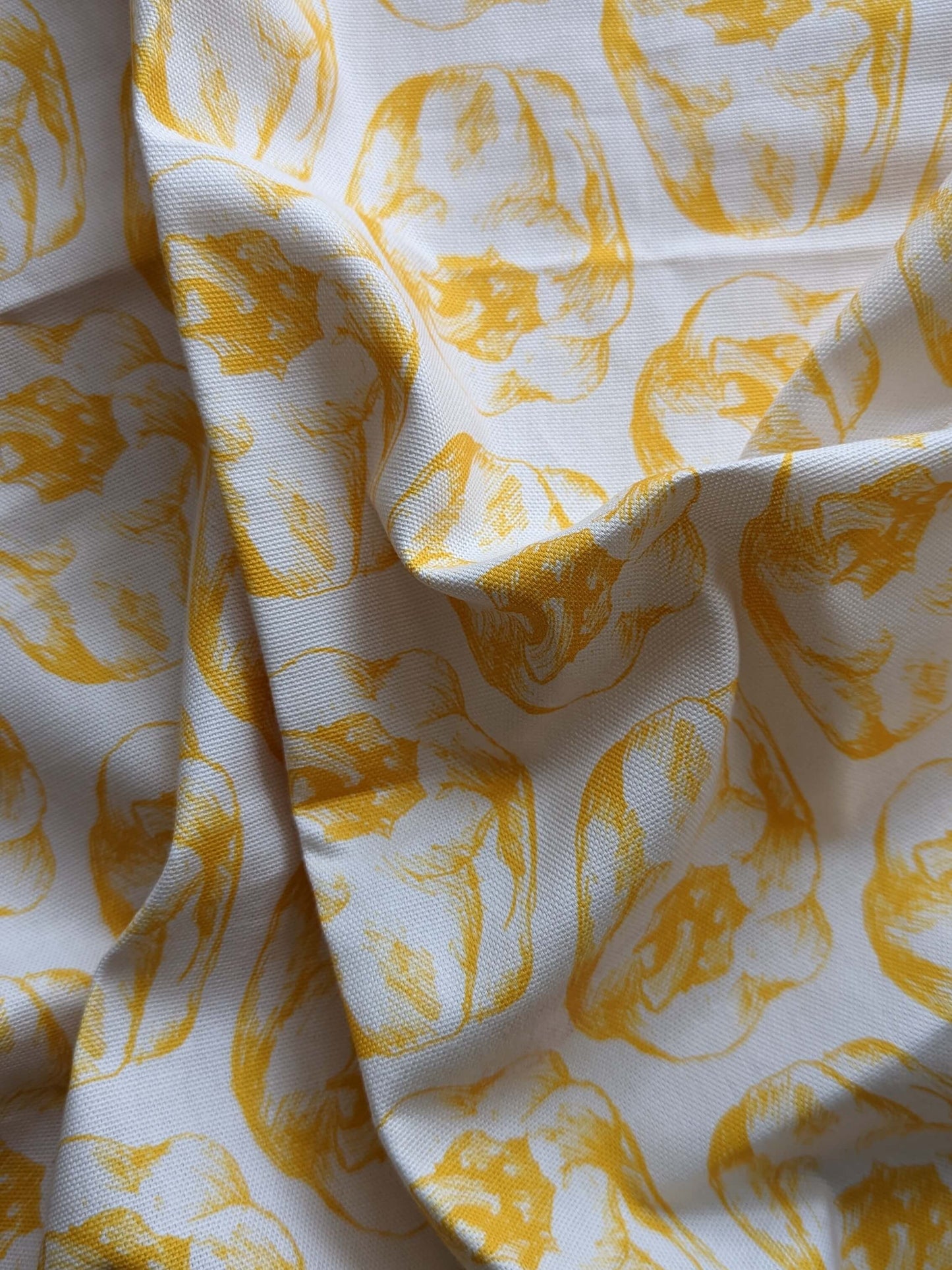 Yellow Peppers – (end of line) tea towel / wall hanging