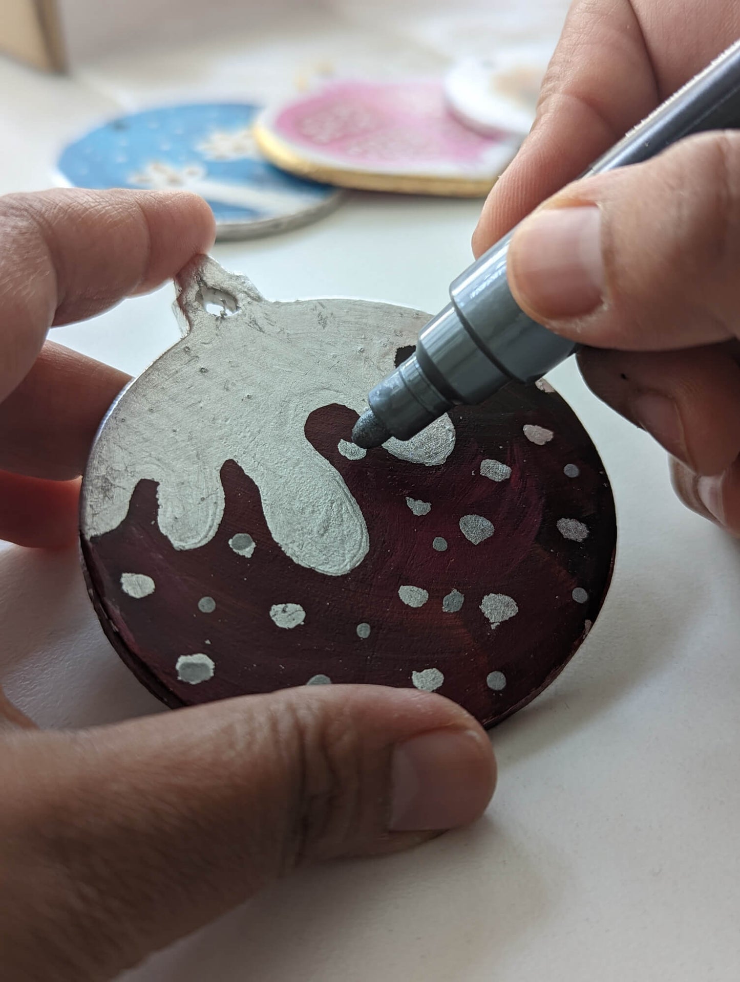 Figgy Pudding ornament – hand painted bauble