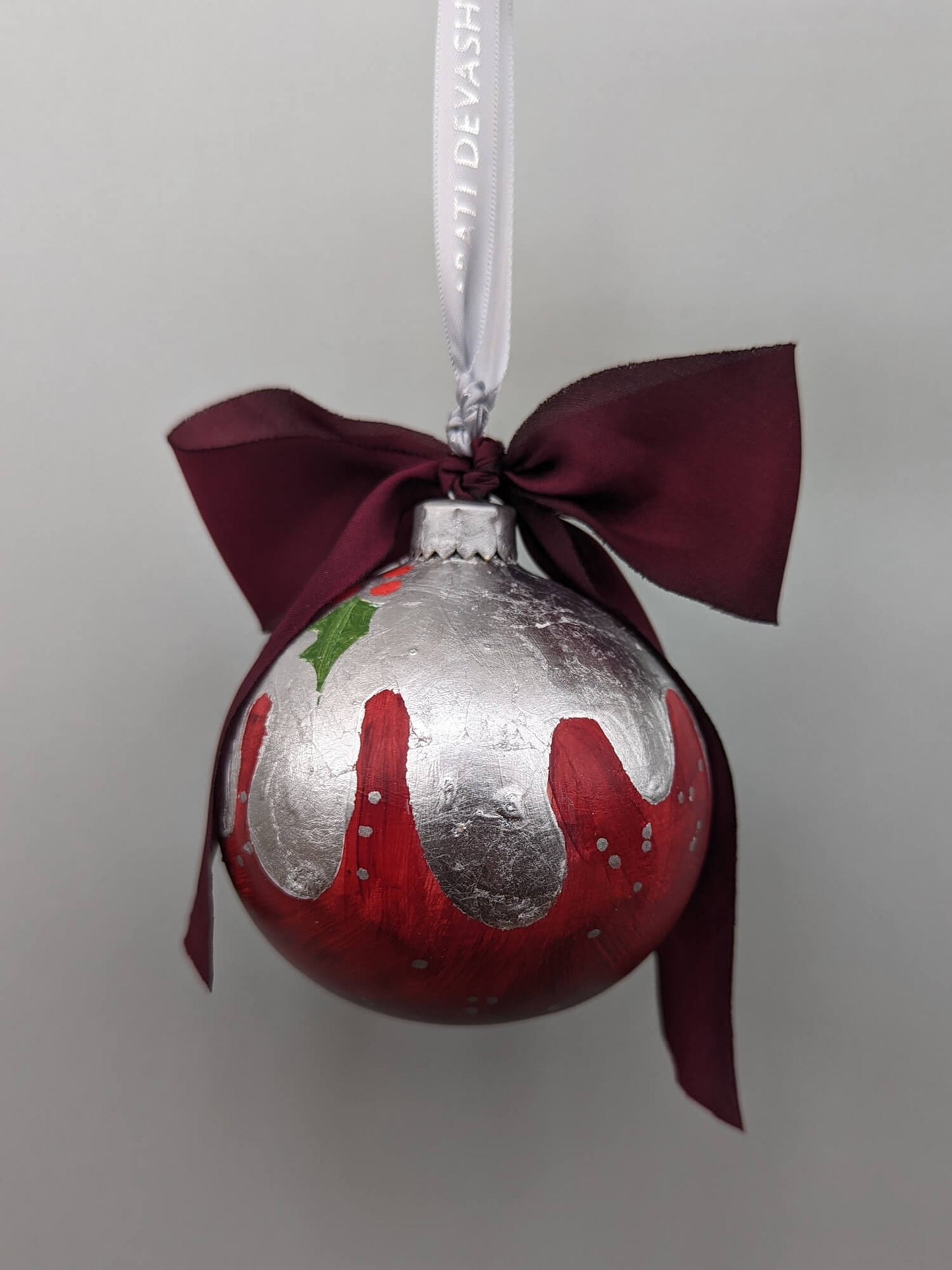 Figgy Pudding ornament – hand painted bauble