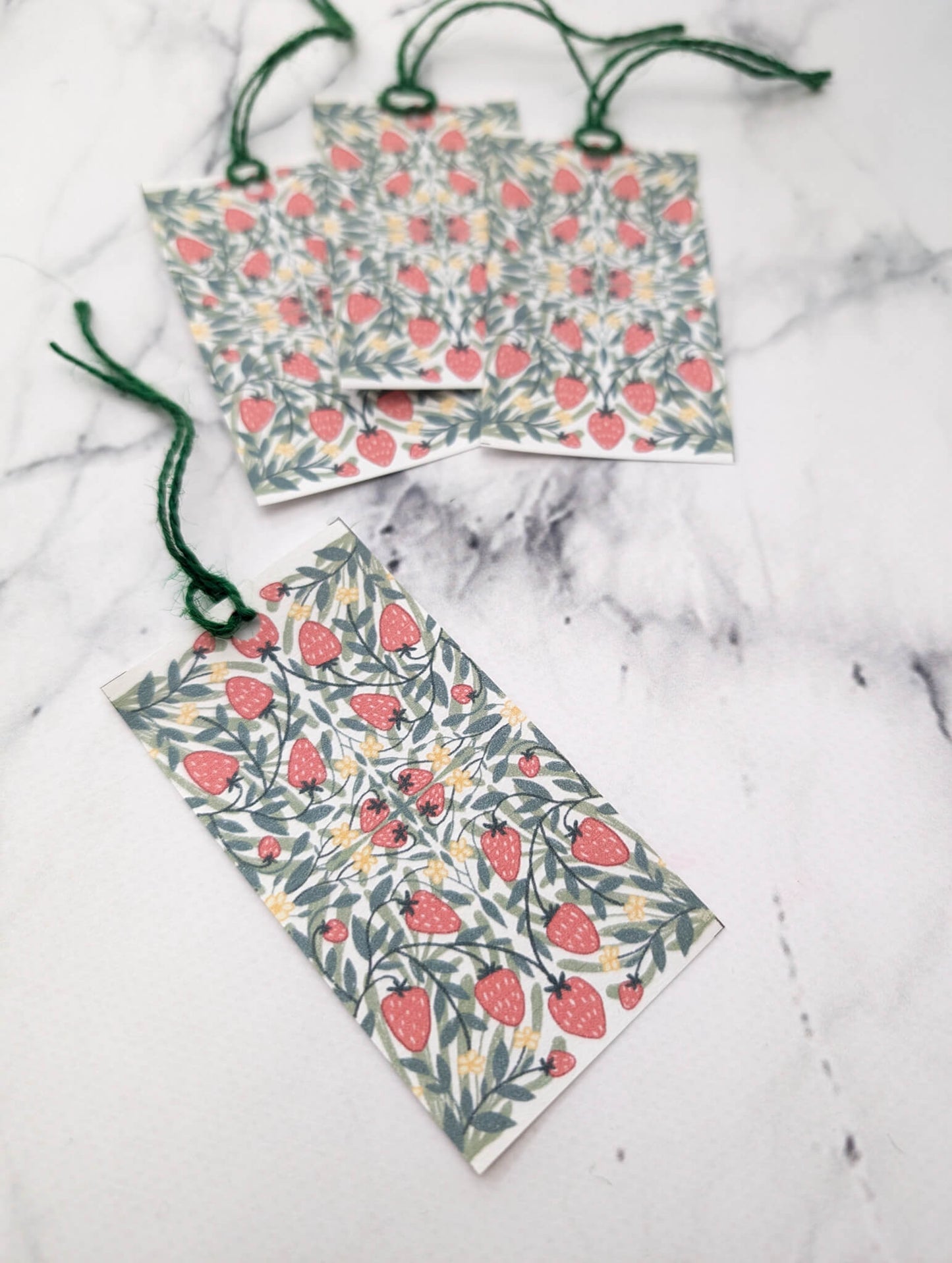 Floral: Strawberry Season – (end of line) gift tag set