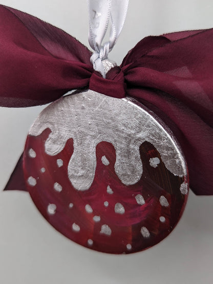 Figgy Pudding ornament – hand painted bauble
